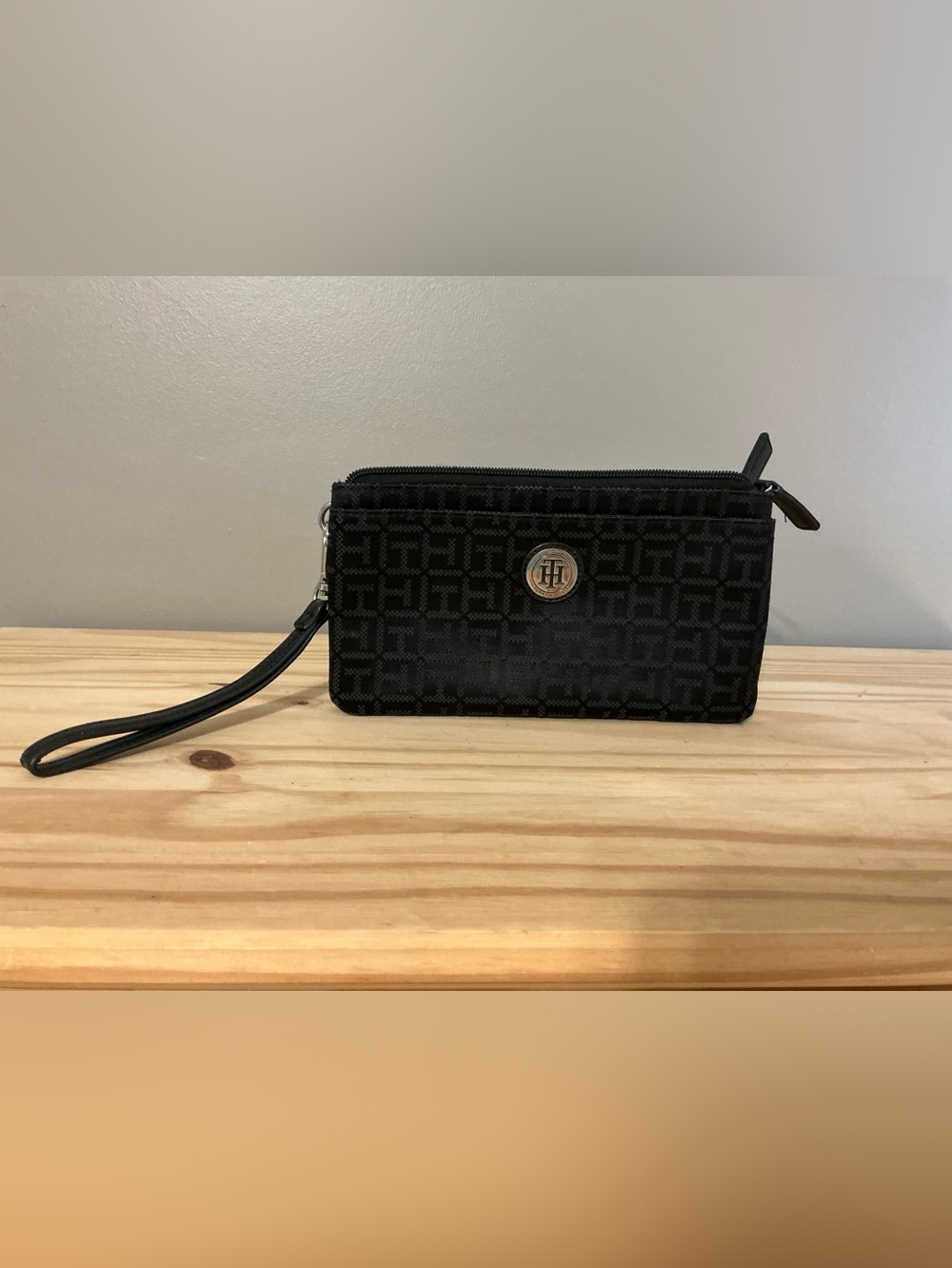Tommy Hilfiger Black Signature Wristlet Clutch with Logo Medallion